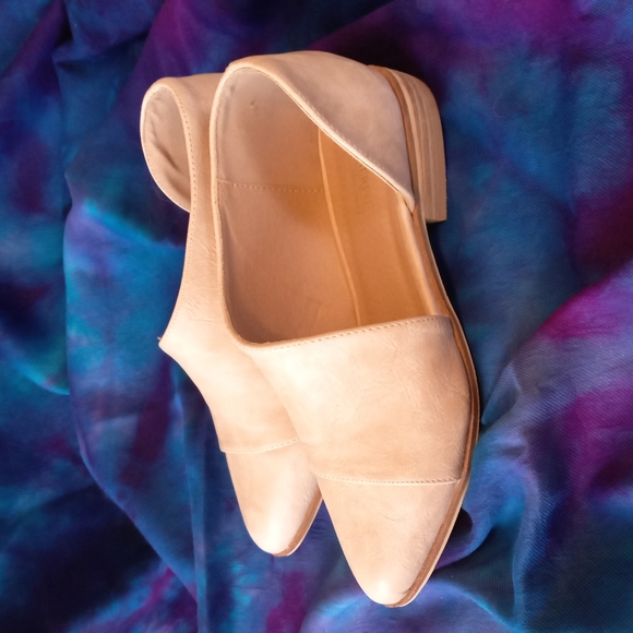 Catherine Malandrino Beige loafers - Picture 3 of 7